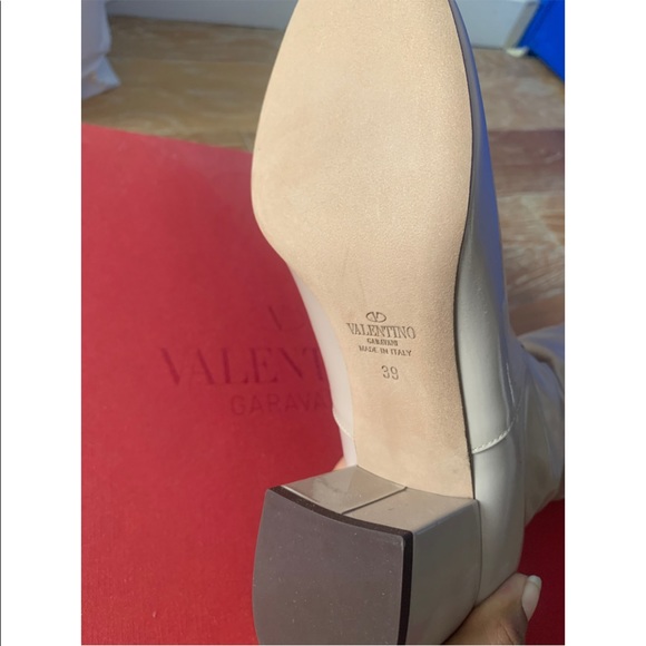 BNIB Valentino knee high boots size Italian 39 (US 8.5) - Picture 4 of 4
